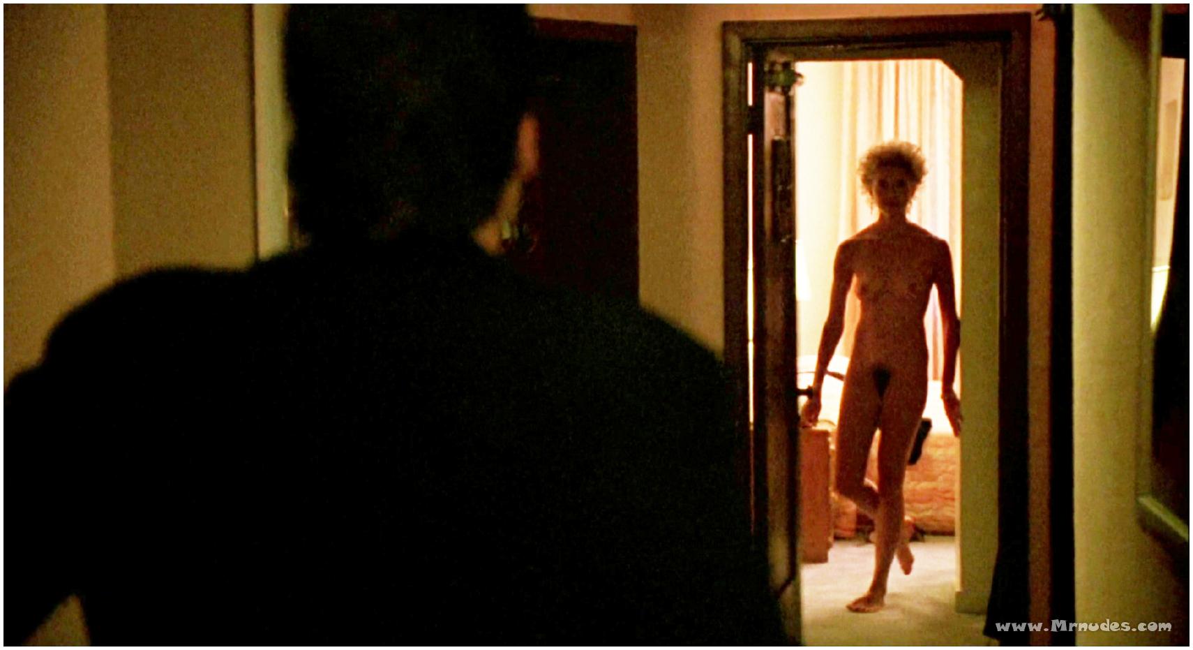 Annette Bening Nude Pics.